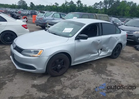 2014 Volkswagen Jetta 2.0L S z USA, uszkodzony, nr VIN 3VW2K7AJ7EM306388